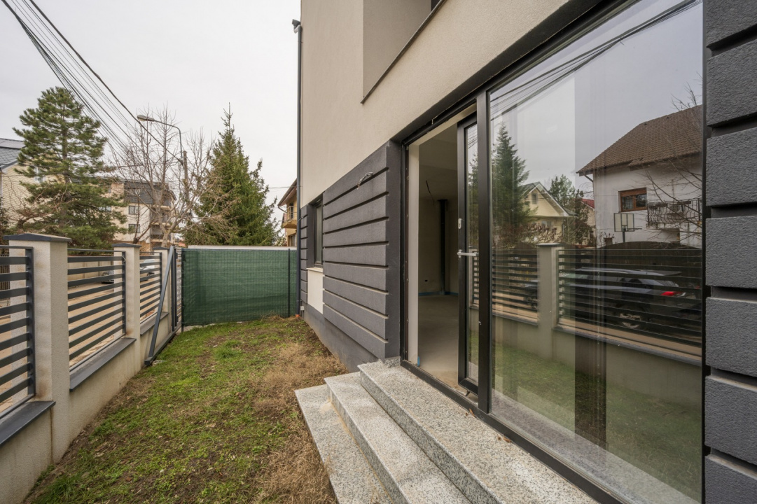 Casa se preda finisata - 4 bai - 3 dormitoare - curte - parcare -  metrou Păcii 