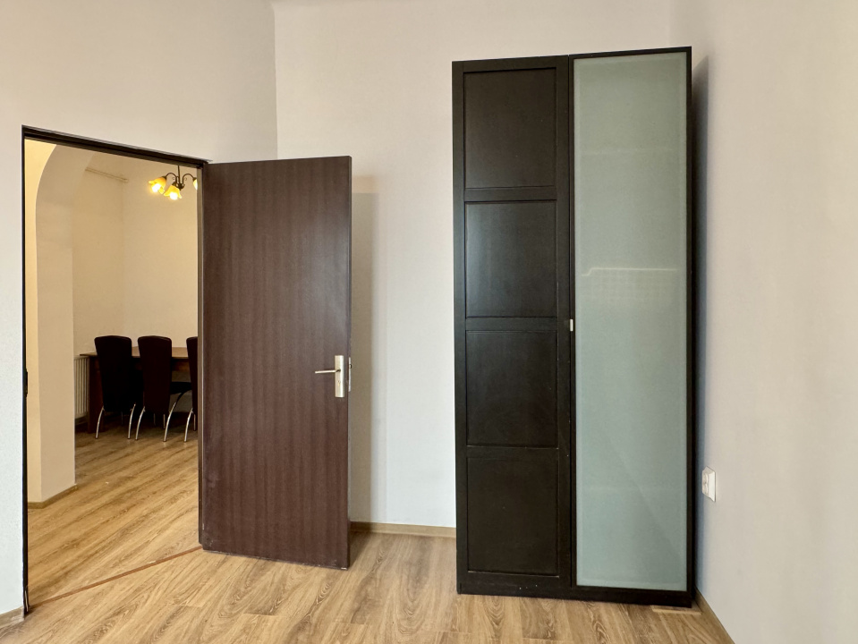 Apartament 2 camere în vilă | 57 mp utili | Vitan | potrivit firmă 