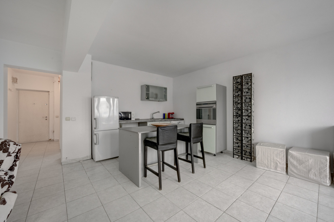 MATEI BASARAB - LABIRINT, APARTAMENT 2 CAMERE 53 MP, BLOC 2001, ETAJ 4!