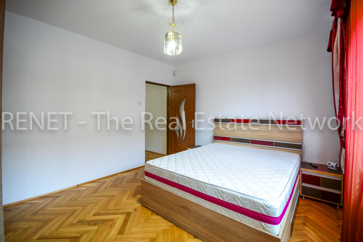 Bucurestii Noi, Chitila, Apartament 3  cam la curte, + terasa 60mp