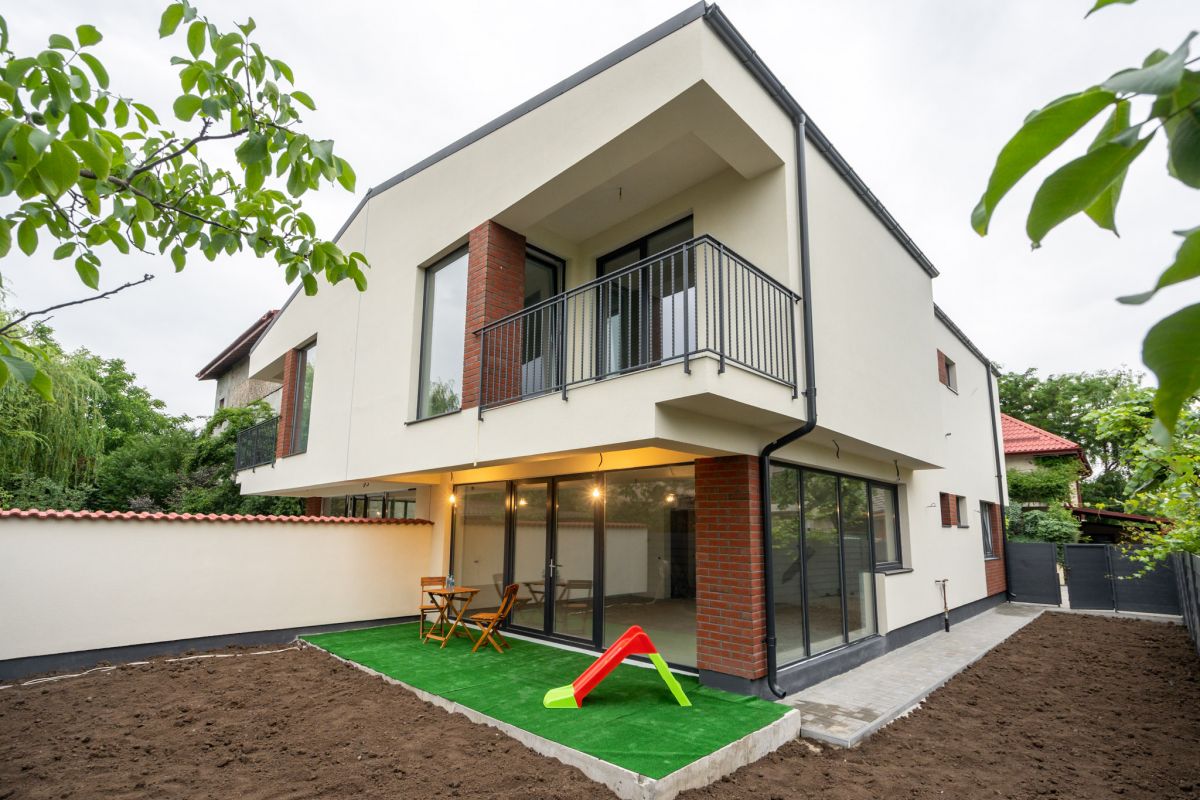 Vila cuplata Otopeni - zona centrala