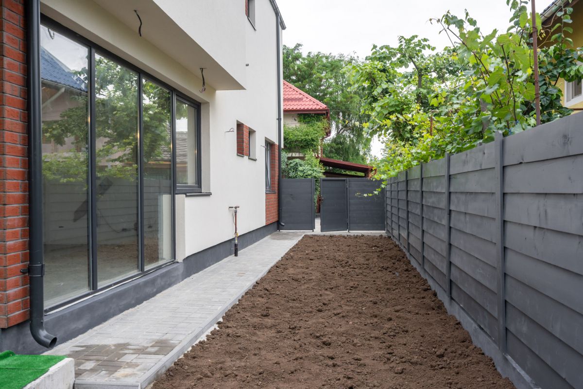 Vila cuplata Otopeni - zona centrala