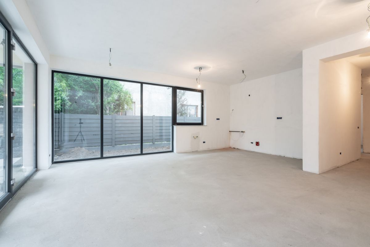 Vila cuplata Otopeni - zona centrala