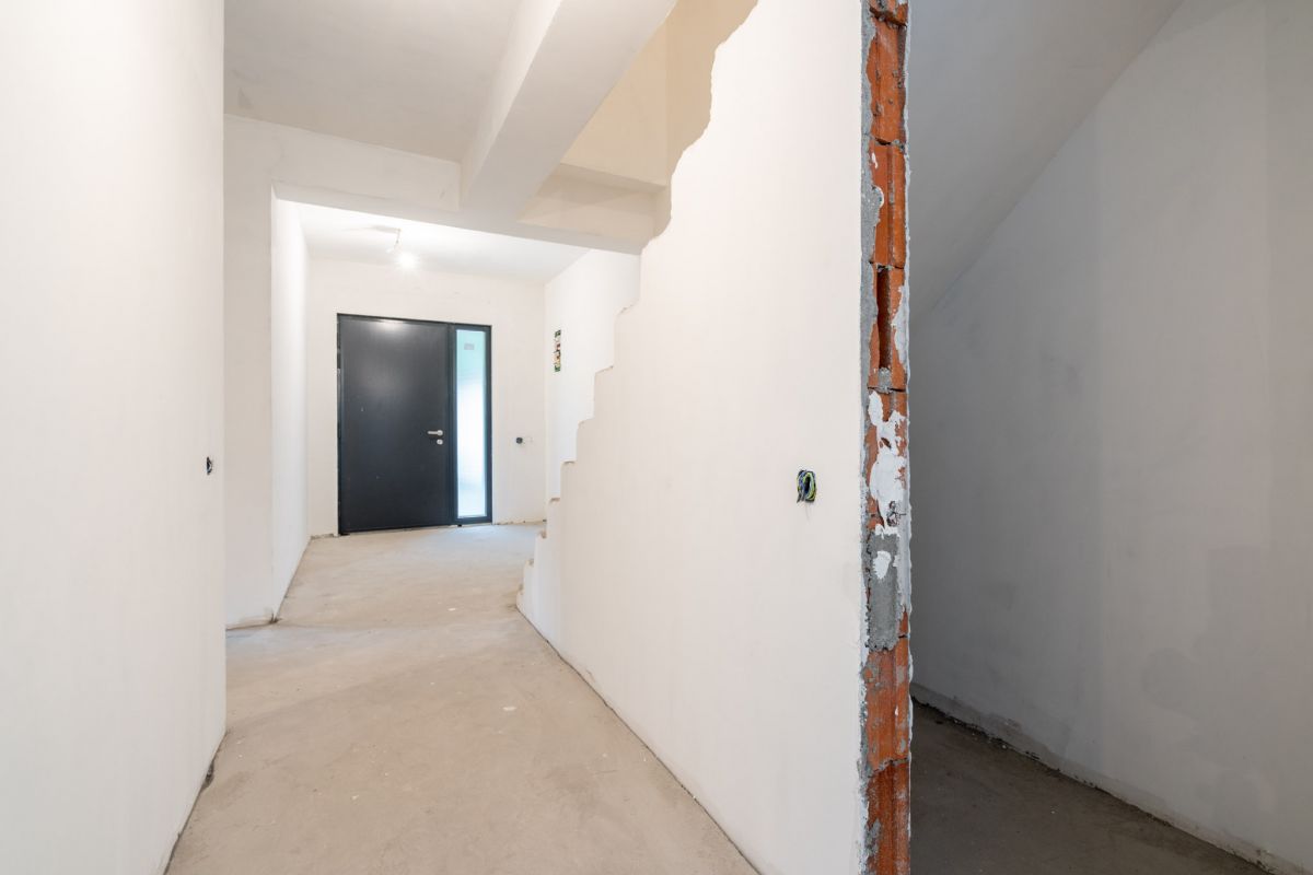 Vila cuplata Otopeni - zona centrala