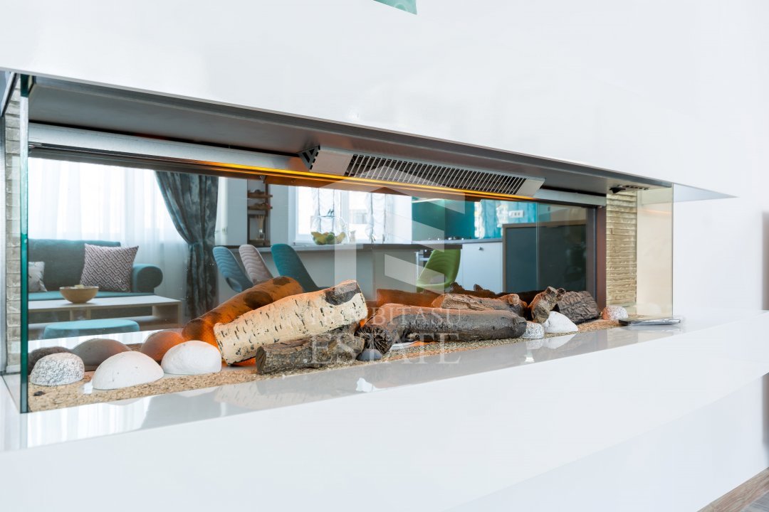 Exista apartamente de inchiriat si exista acest apartament