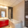 Vitan - Rin Grand Hotel, Viata ca la hotel! 