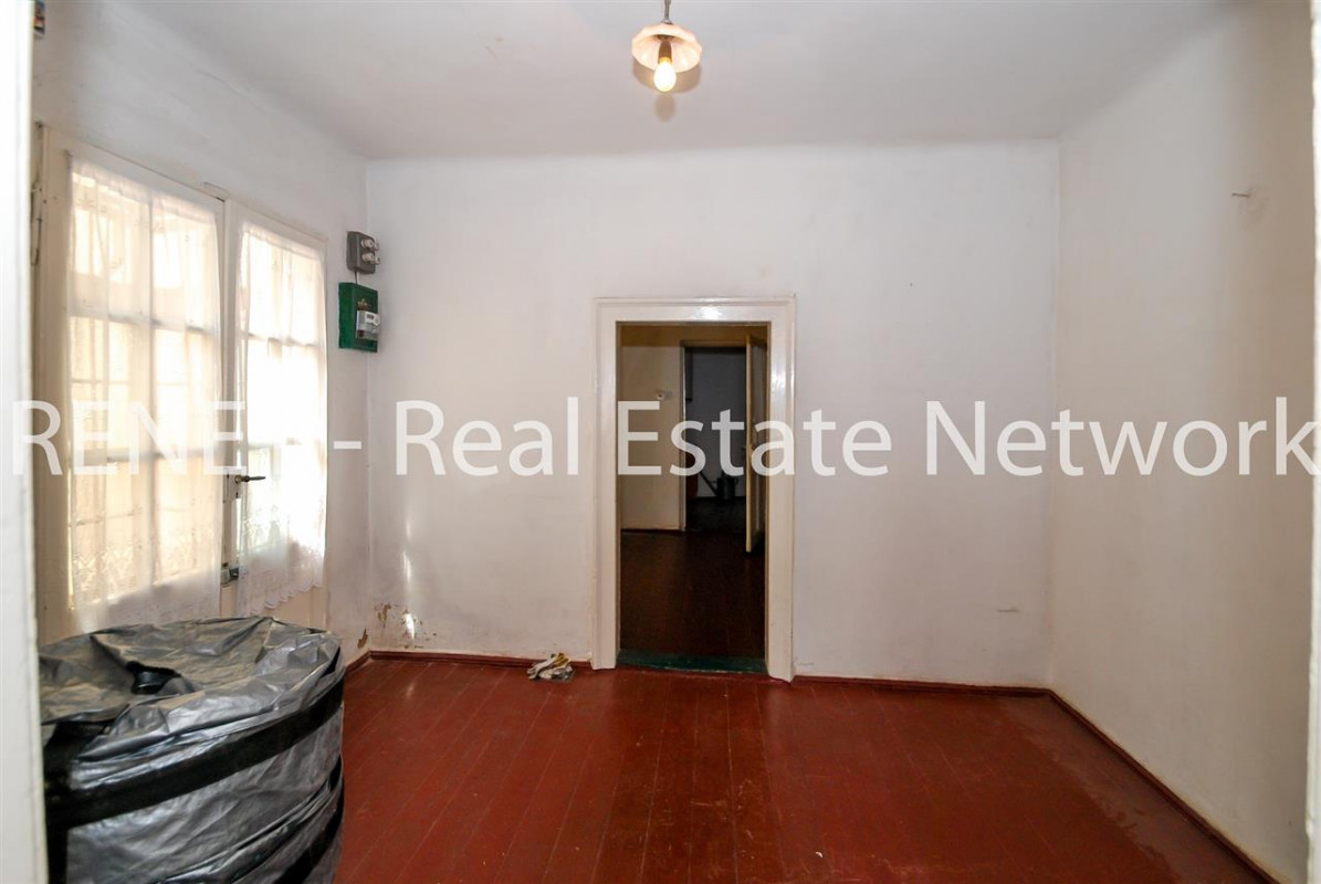 Casa 2 camere STEFAN CEL MARE - TUNARI singur curte OCAZIE!