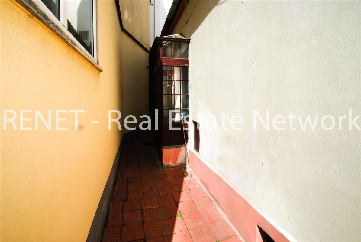 Casa 2 camere STEFAN CEL MARE - TUNARI singur curte OCAZIE!