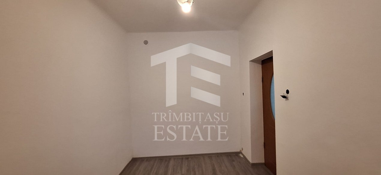 Apartament 2 cam ULTRACENTRAL Popa Soare + Magazie&beci 74mp