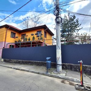 Casa de vânzare  zona  Andronache