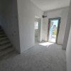 OVIDIU-POIANA- Vila tip duplex cu terasa circulabila.