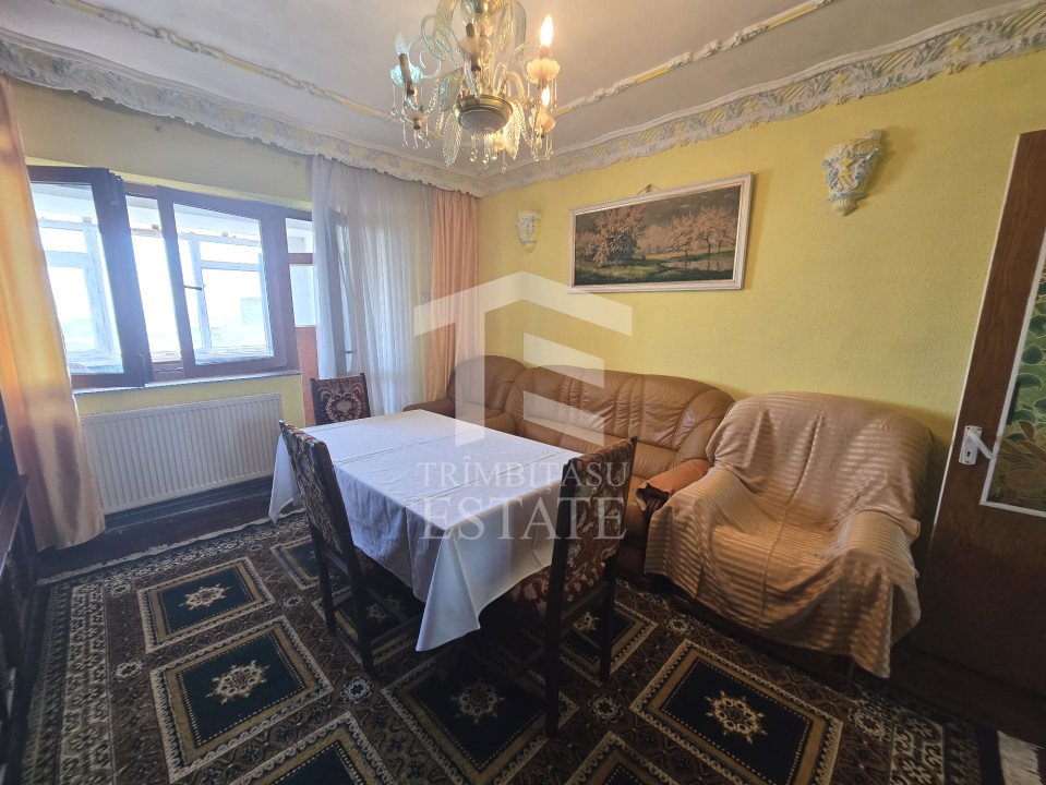 Centru - Apartament de 4 camere cu vedere Panoramica la Marea Neagra.