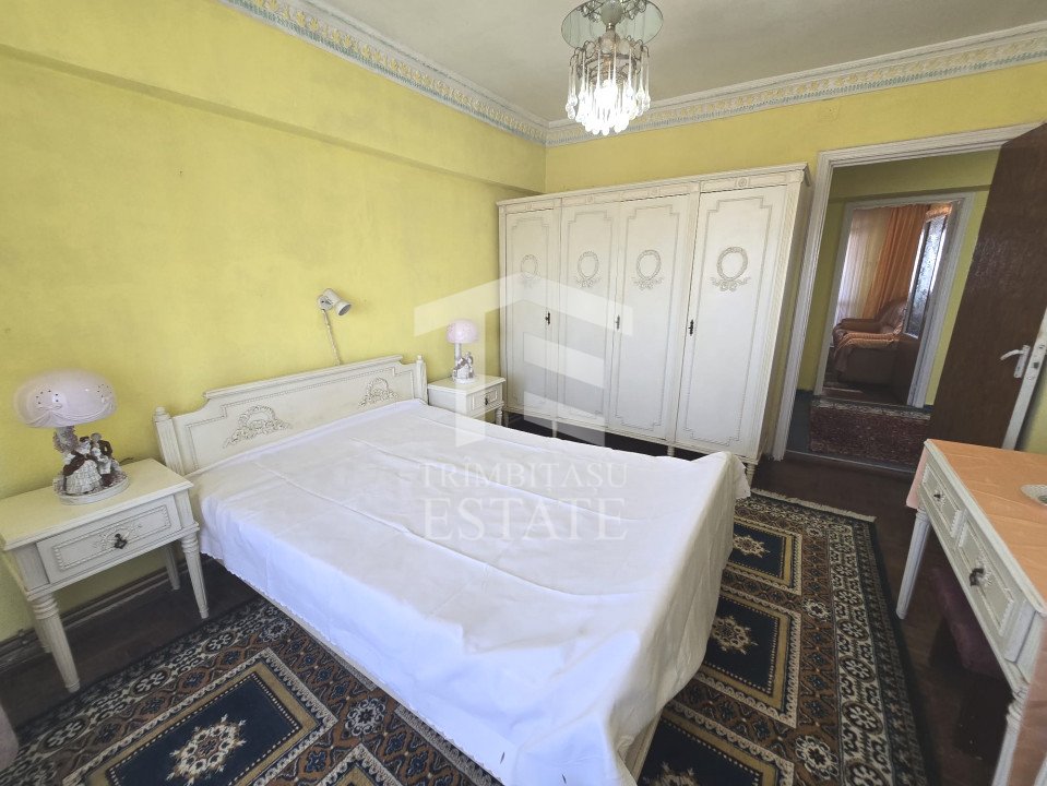 Centru - Apartament de 4 camere cu vedere Panoramica la Marea Neagra.