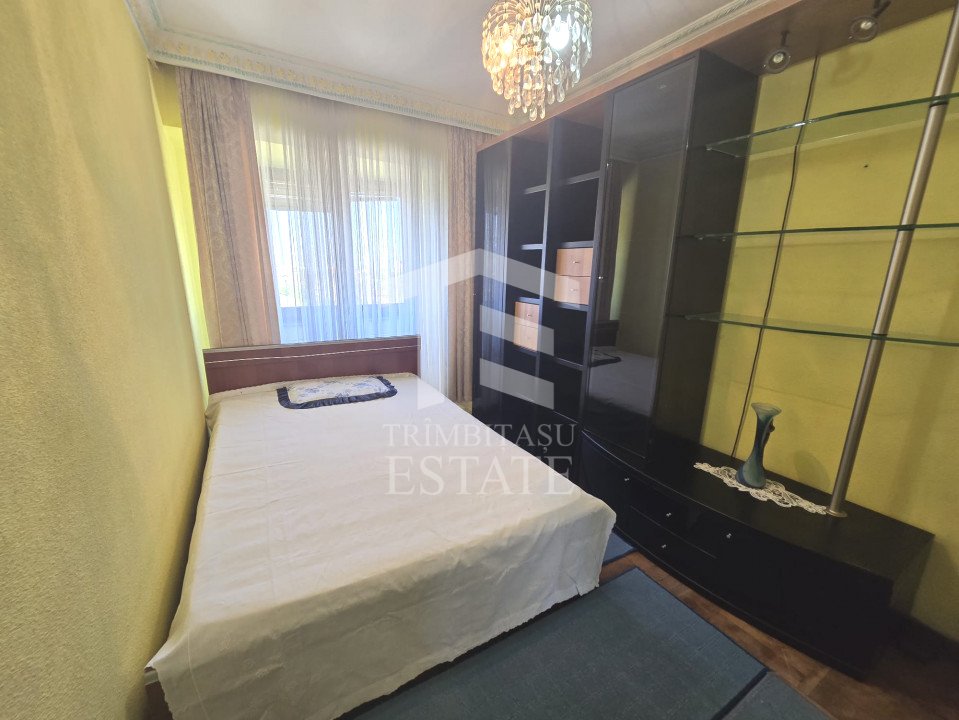 Centru - Apartament de 4 camere cu vedere Panoramica la Marea Neagra.