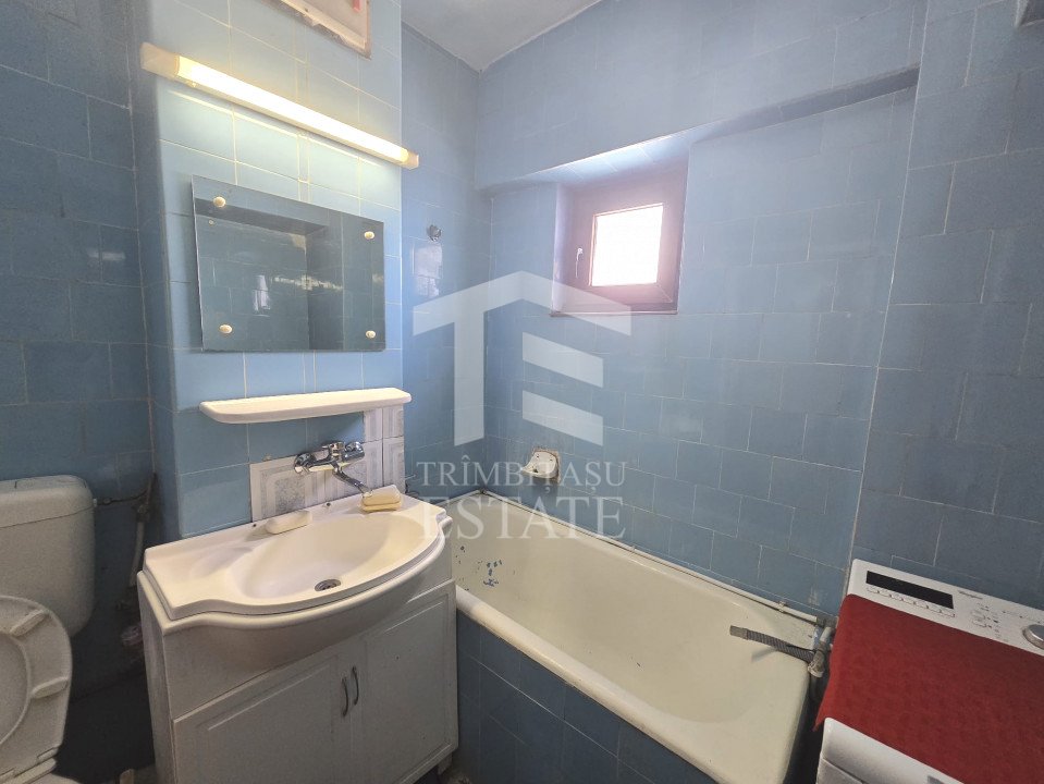 Centru - Apartament de 4 camere cu vedere Panoramica la Marea Neagra.