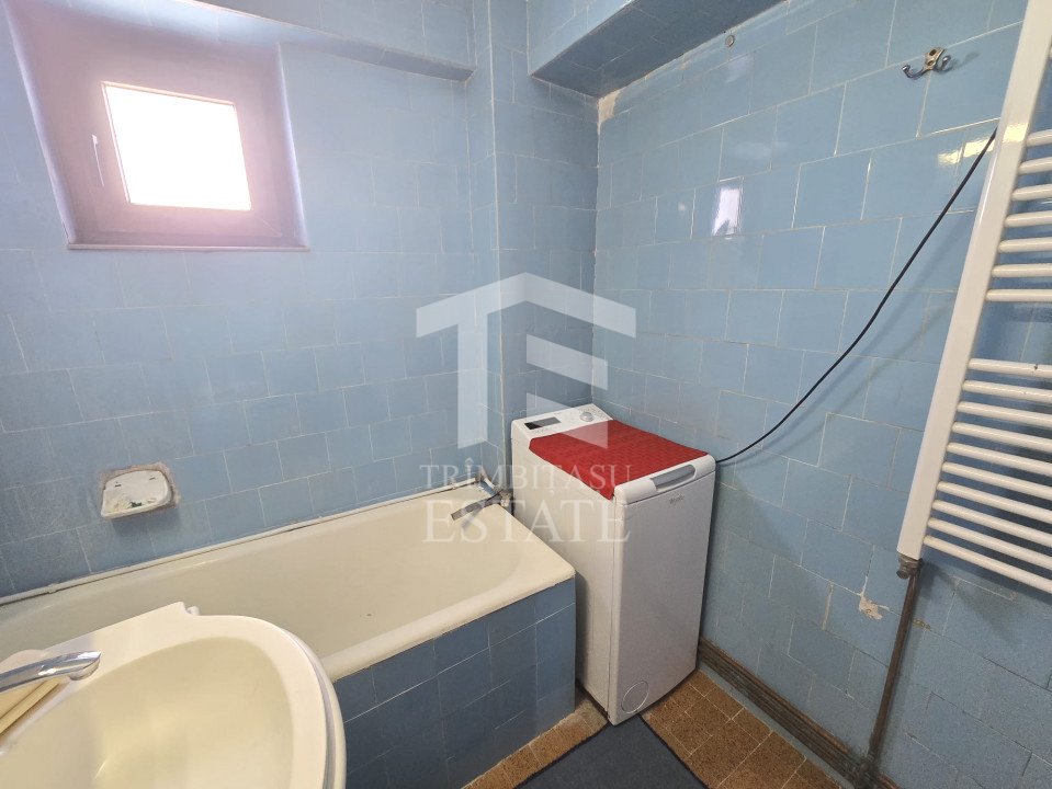 Centru - Apartament de 4 camere cu vedere Panoramica la Marea Neagra.