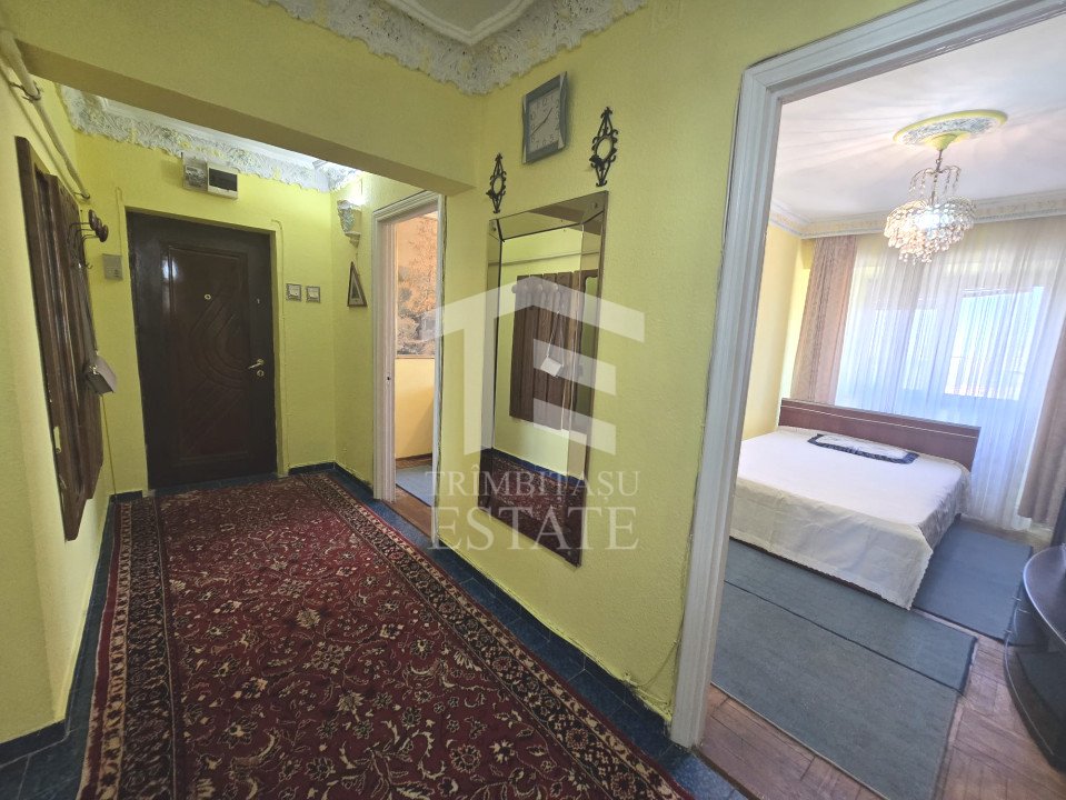 Centru - Apartament de 4 camere cu vedere Panoramica la Marea Neagra.
