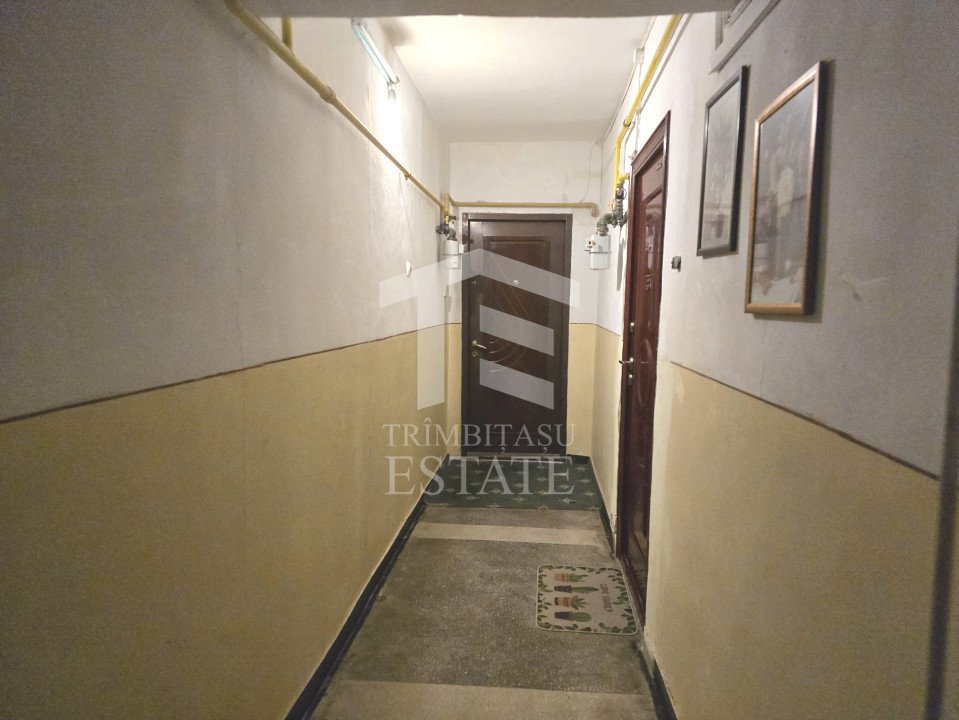 Centru - Apartament de 4 camere cu vedere Panoramica la Marea Neagra.