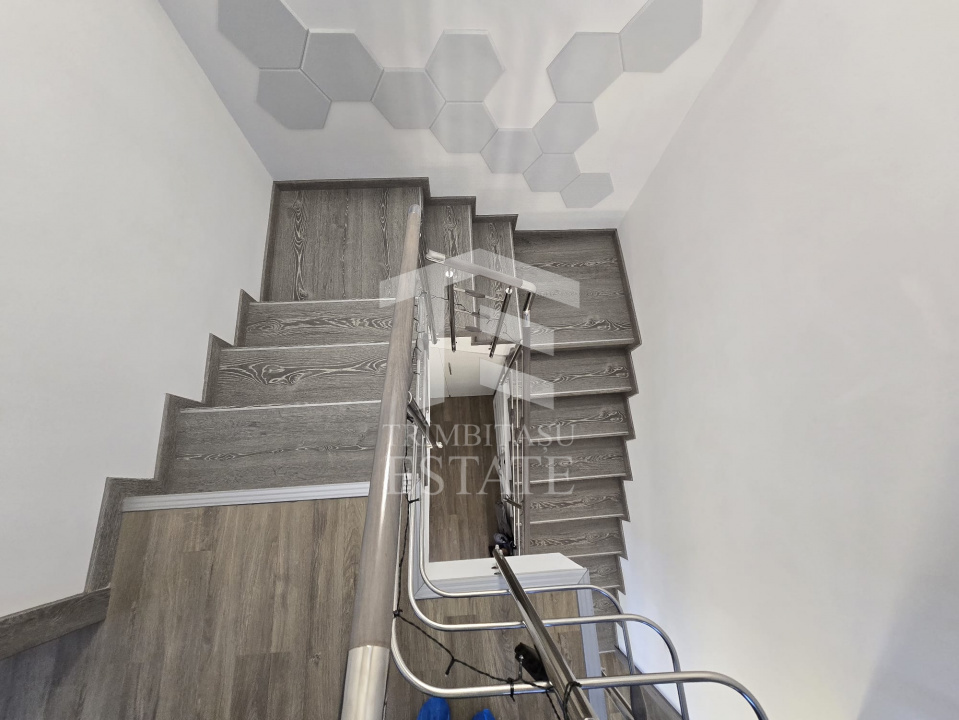 Mangalia - Vila tip duplex moderna.