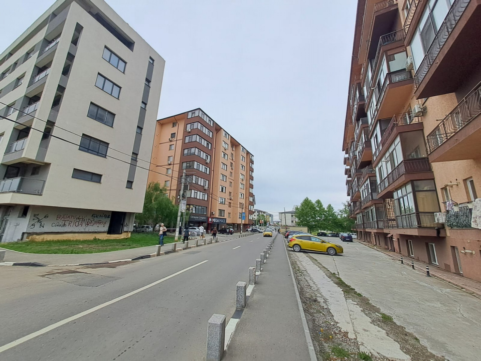 Garsoniera dubla 40 mp + balcon Auchan Militari