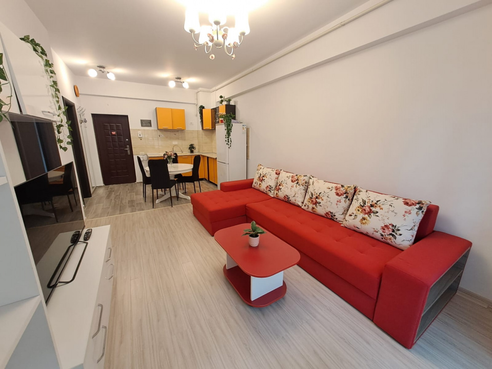 Garsoniera dubla 40 mp + balcon Auchan Militari