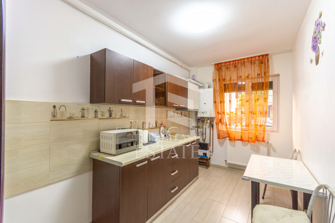 Dobroesti str Marului, 2 camere spatioase cu loc de parcare, de vanzare