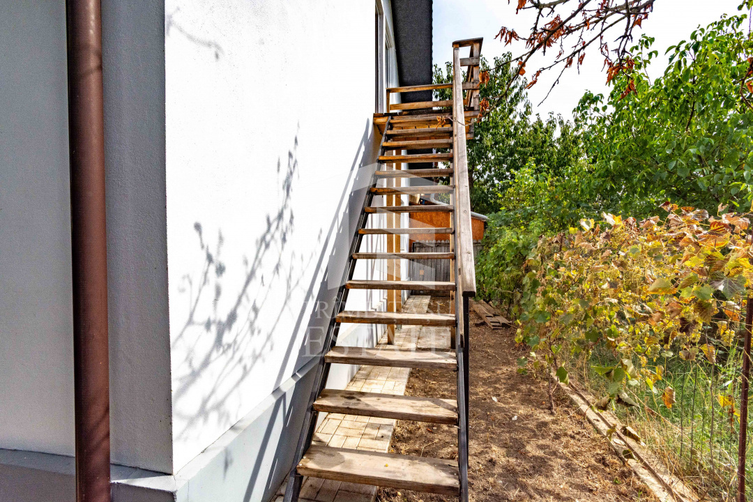 Branesti, Ilfov, casa primitoare, gata de mutat!  