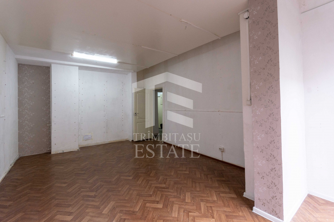 Spatiu comercial de inchiriat, Pantelimon 309, vis-a-vis Posta, langa liceu