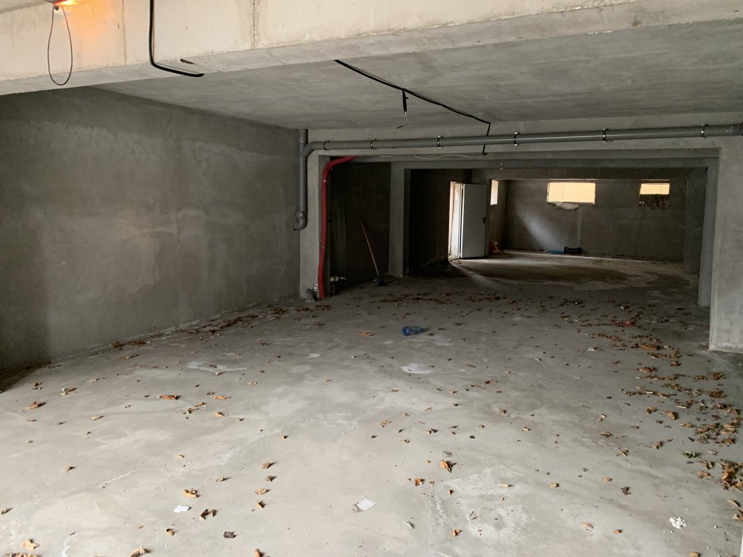 Colentina - str. Salciilor, demisol din 3 Open-Space