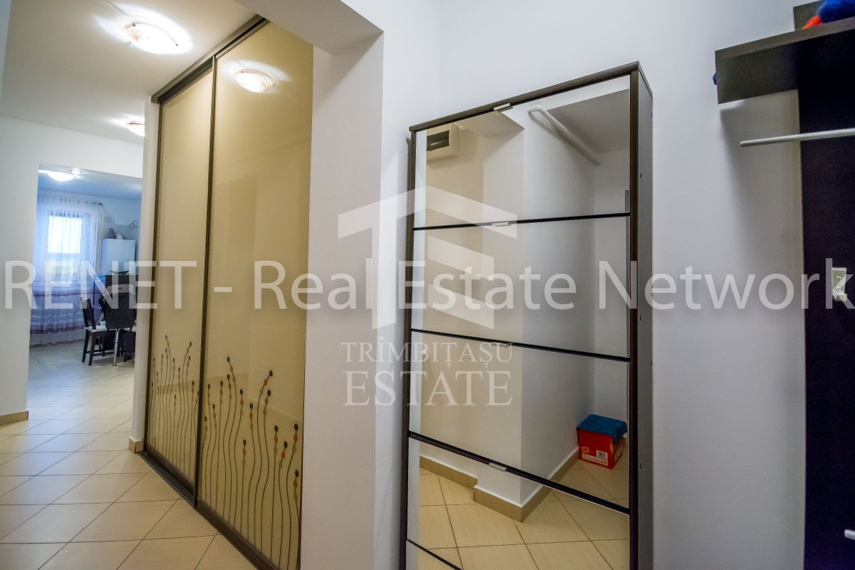 Titan, Pallady, Ozana, boxa si parcare in proprietate, comision 0%