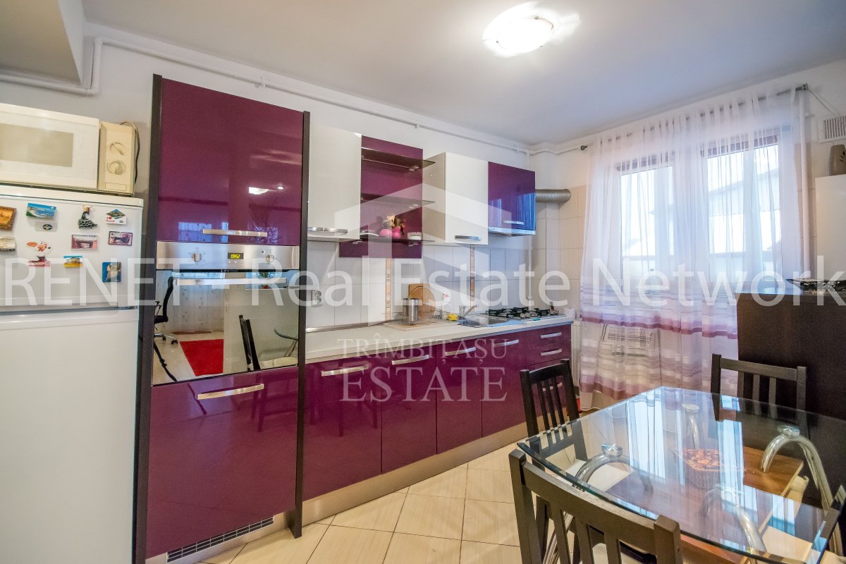 Titan, Pallady, Ozana, boxa si parcare in proprietate, comision 0%