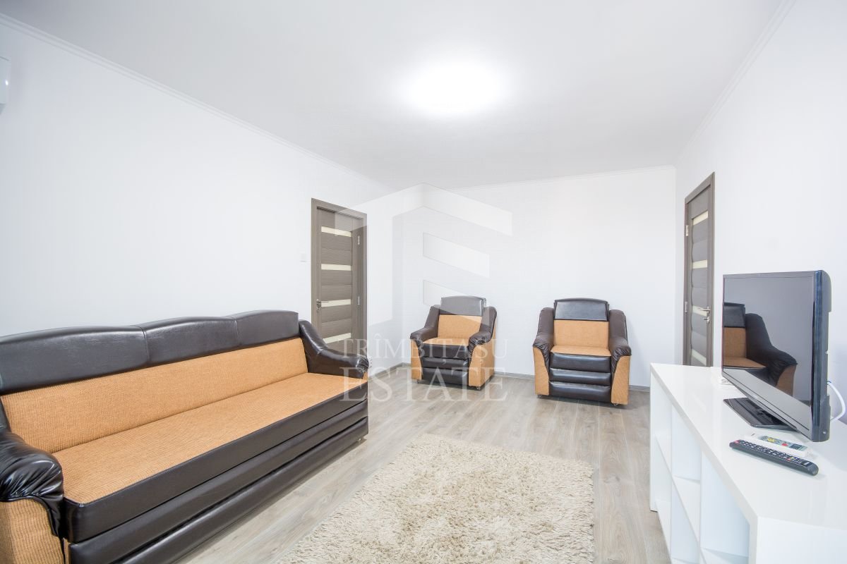 Colentina intersectie sos. Fundeni, bloc stradal, prima inchiriere, impecabil