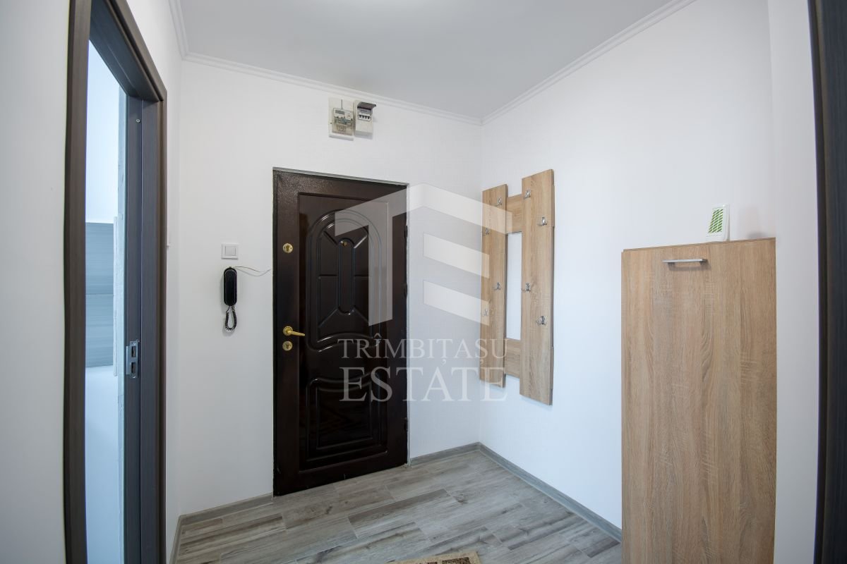Colentina intersectie sos. Fundeni, bloc stradal, prima inchiriere, impecabil