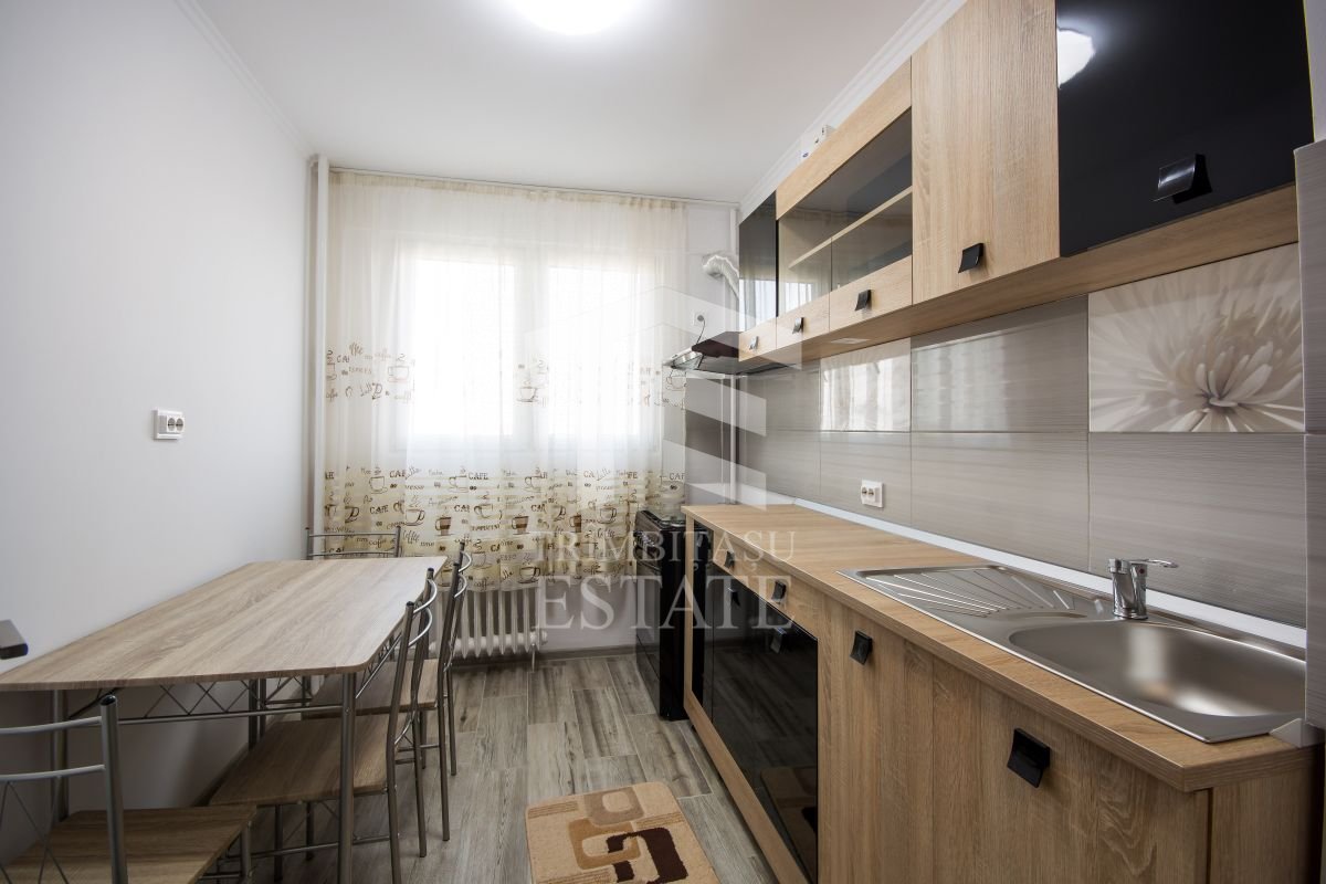Colentina intersectie sos. Fundeni, bloc stradal, prima inchiriere, impecabil
